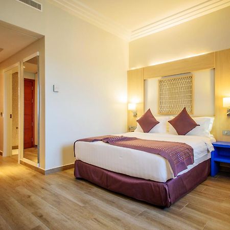 Golden Tulip Le Diplomate Hotell Cotonou Eksteriør bilde