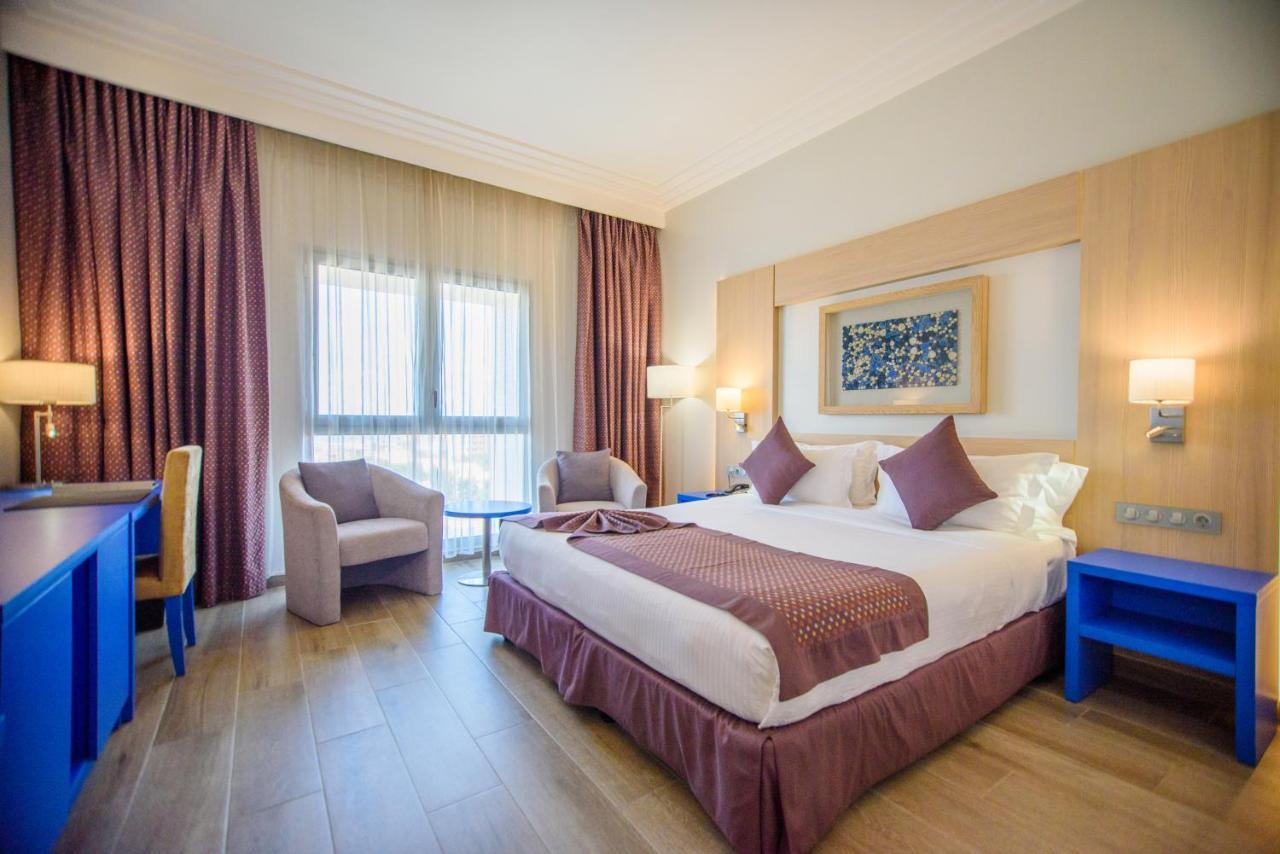 Golden Tulip Le Diplomate Hotell Cotonou Eksteriør bilde