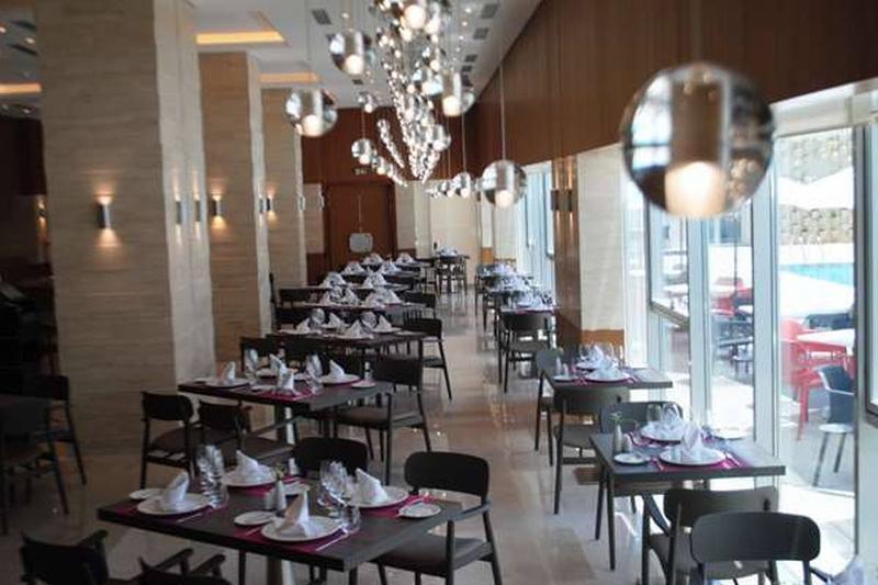 Golden Tulip Le Diplomate Hotell Cotonou Eksteriør bilde