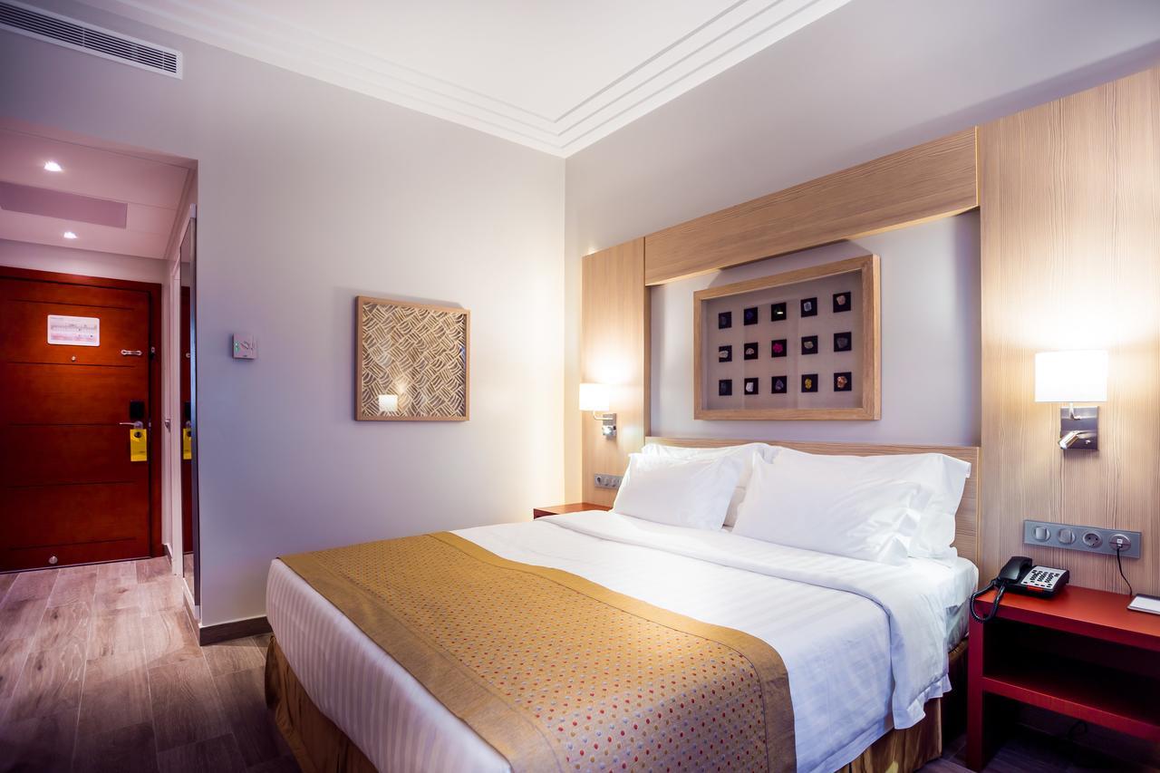 Golden Tulip Le Diplomate Hotell Cotonou Eksteriør bilde