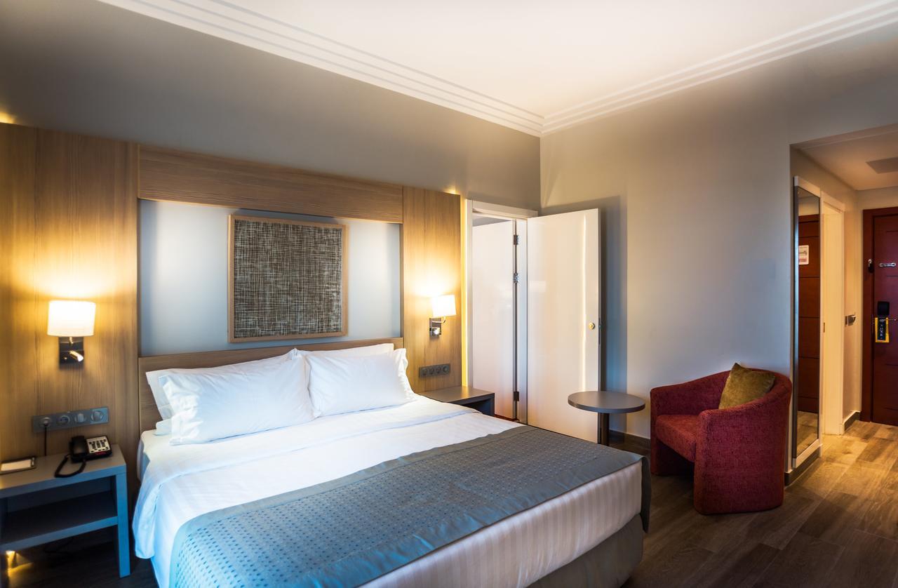 Golden Tulip Le Diplomate Hotell Cotonou Eksteriør bilde