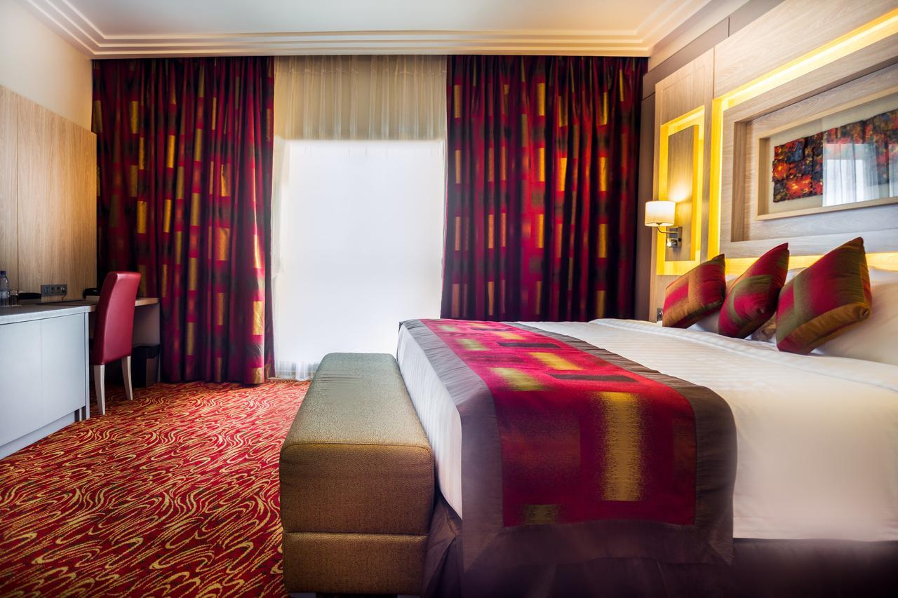 Golden Tulip Le Diplomate Hotell Cotonou Eksteriør bilde