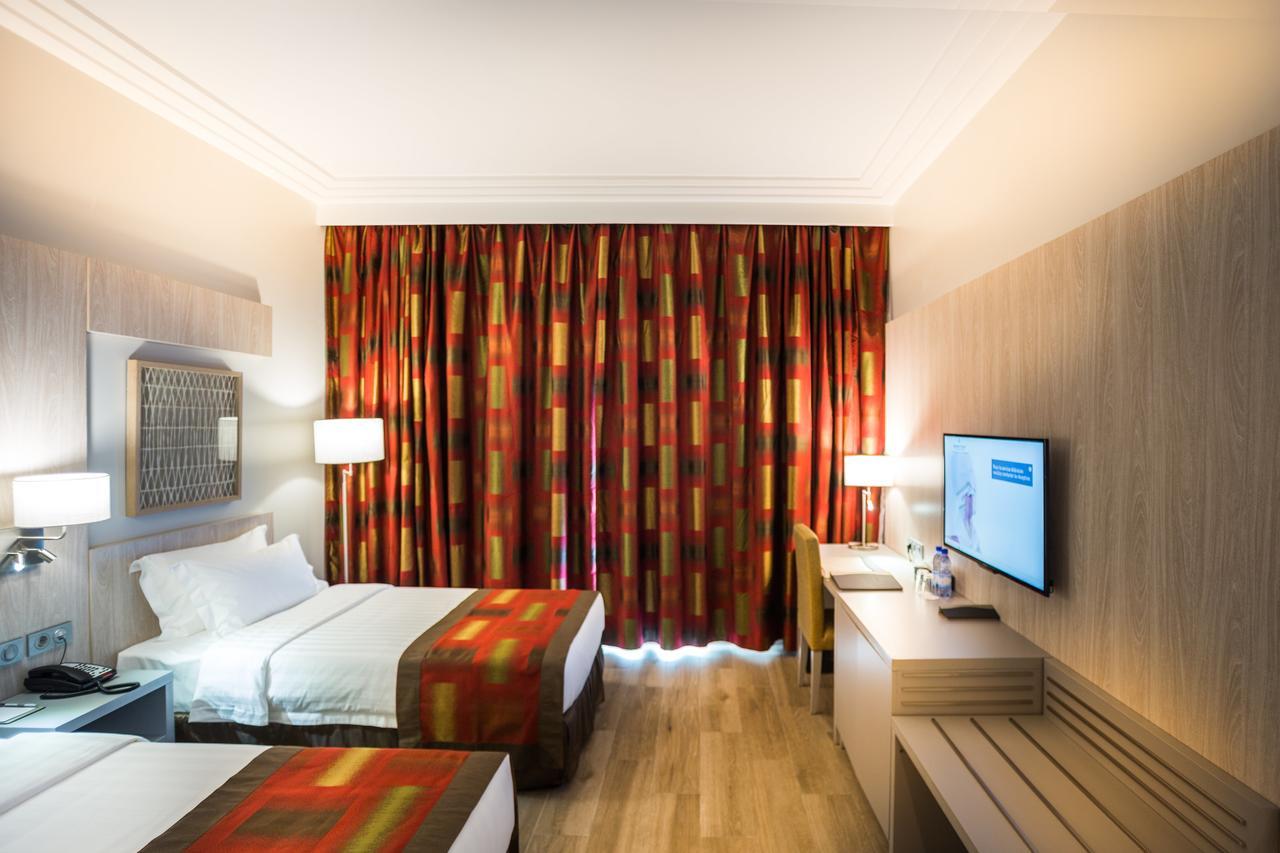Golden Tulip Le Diplomate Hotell Cotonou Eksteriør bilde