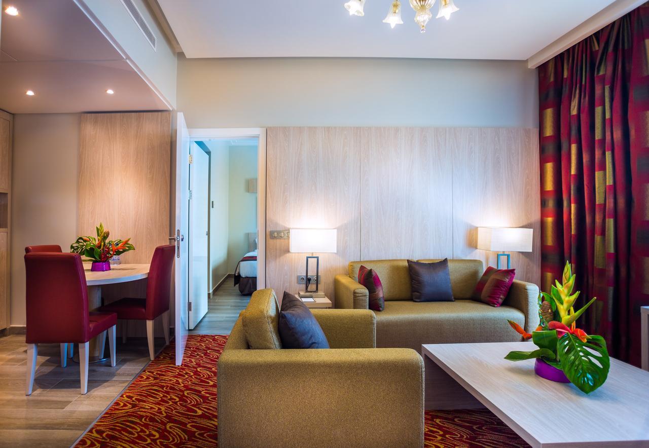 Golden Tulip Le Diplomate Hotell Cotonou Eksteriør bilde