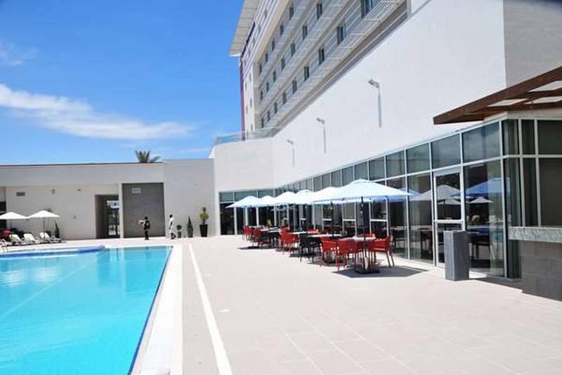 Golden Tulip Le Diplomate Hotell Cotonou Eksteriør bilde